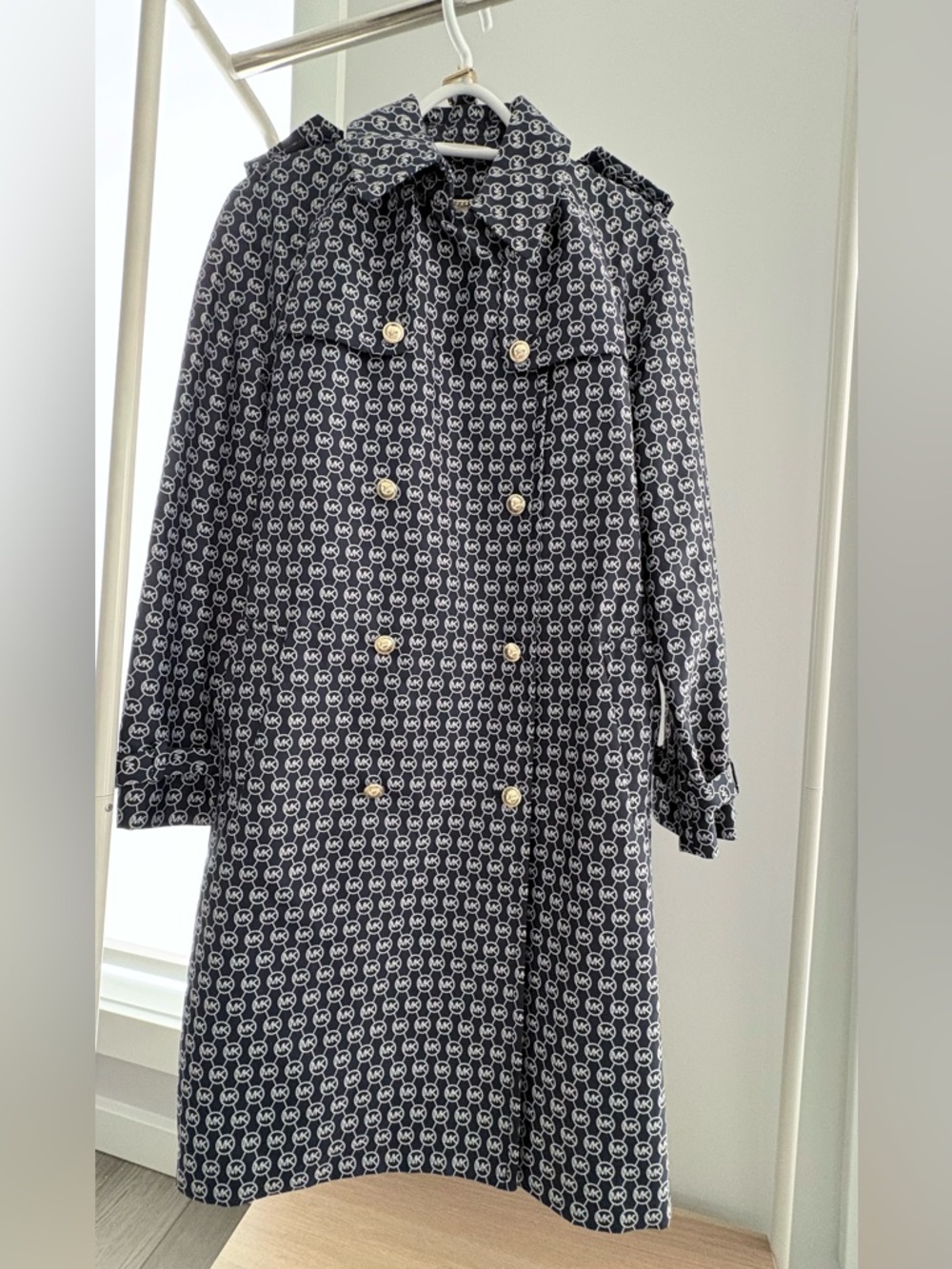 Michael Kors Logo Raincoat | Belted | Waterproof | Size M | Navy & White